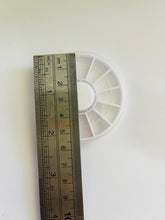 Load image into Gallery viewer, Empty Round Wheel - 12 Spaces