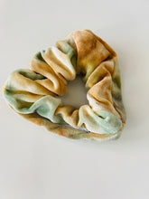 Load image into Gallery viewer, Stashie Scrunchies