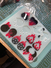 Load image into Gallery viewer, Halloween Earring Mould
