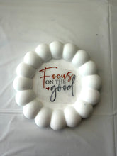 Load image into Gallery viewer, Gypsum Bubble Tray with Quote
