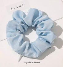 Load image into Gallery viewer, Stashie Scrunchies
