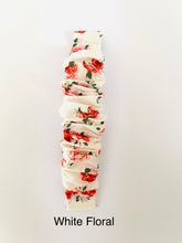 Load image into Gallery viewer, Scrunchie Smart Watch Bands
