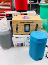 Load image into Gallery viewer, Bluetooth Speaker Finds
