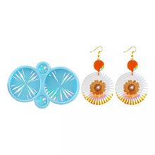 Load image into Gallery viewer, Holographic Earring Moulds
